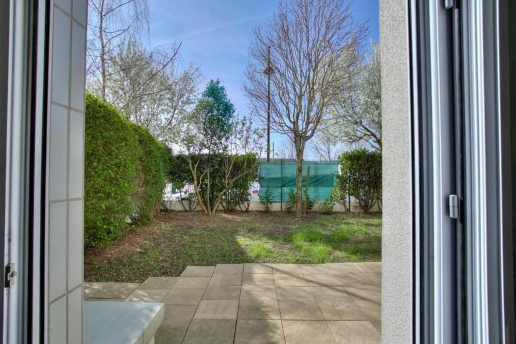 Studio spacieux avec terrasse et parking - Housity