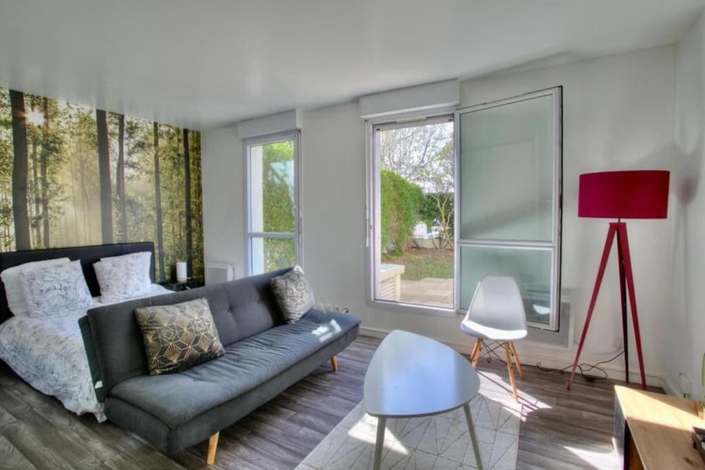 Studio spacieux avec terrasse et parking - Housity
