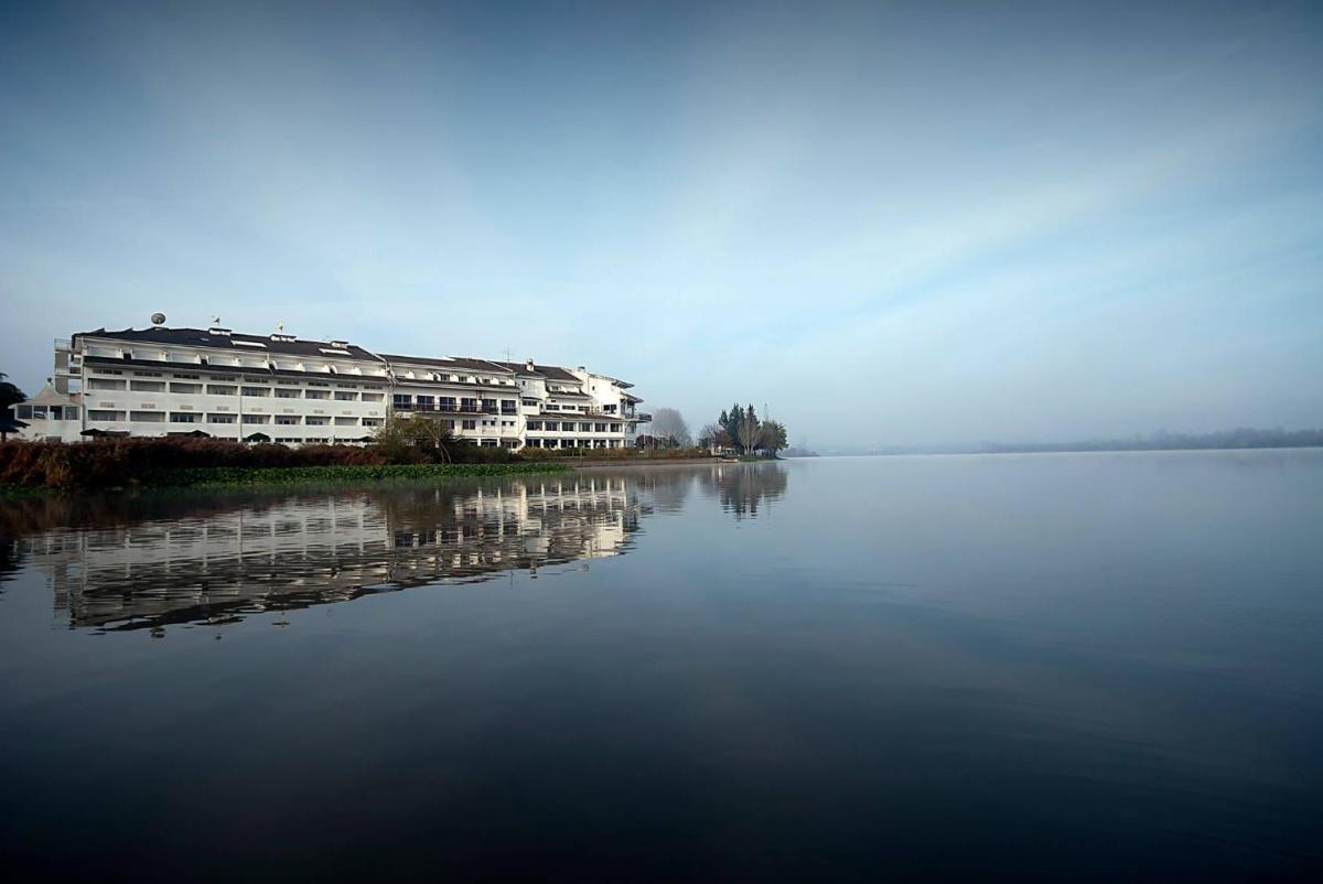 Up Pateira Hotel - Housity