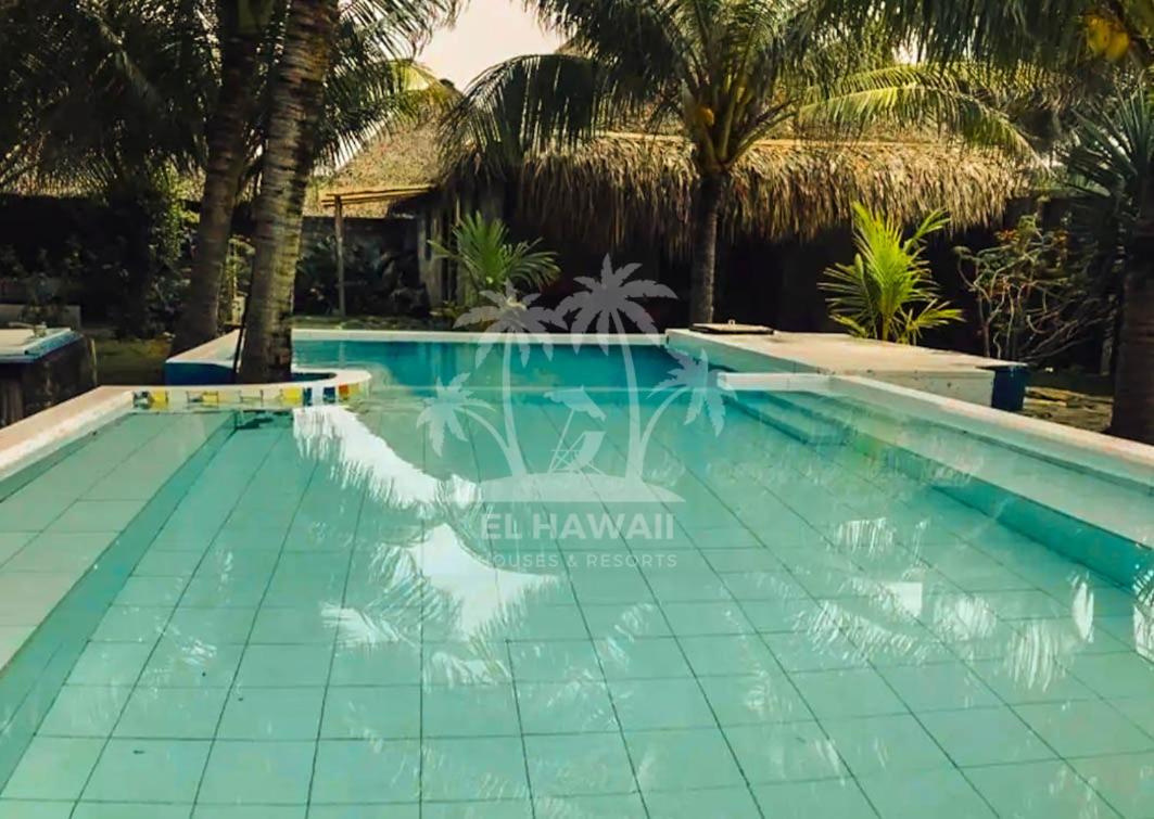 Bungalows California, Disponible buscanos por fuera El Hawaii houses & resorts - Housity