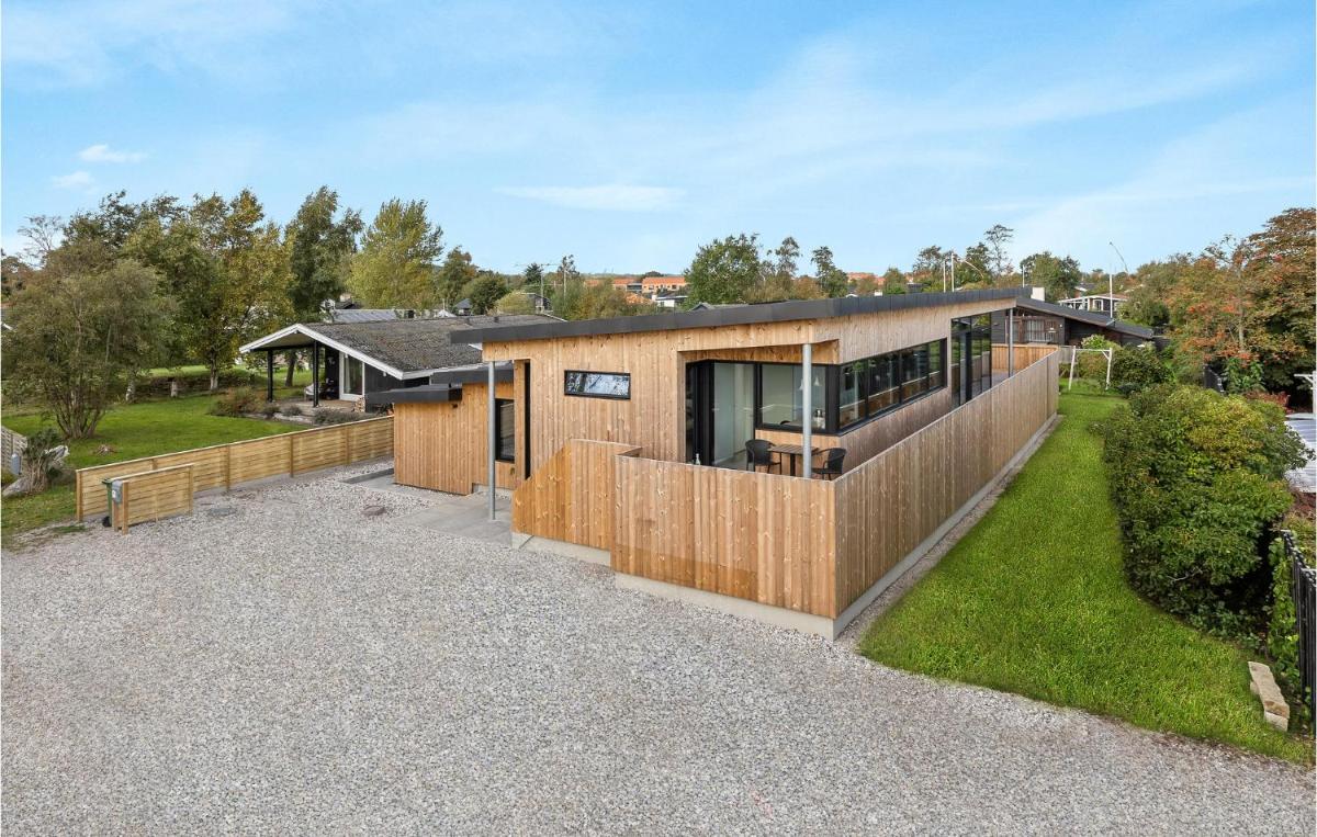 3 Bedroom Amazing Home In Juelsminde - Housity
