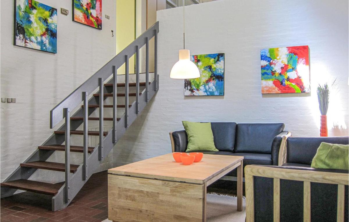 2 Bedroom Lovely Apartment In Allinge - Housity