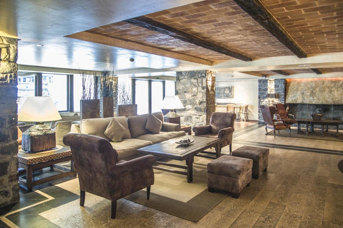 Yomo Patagonia - Housity