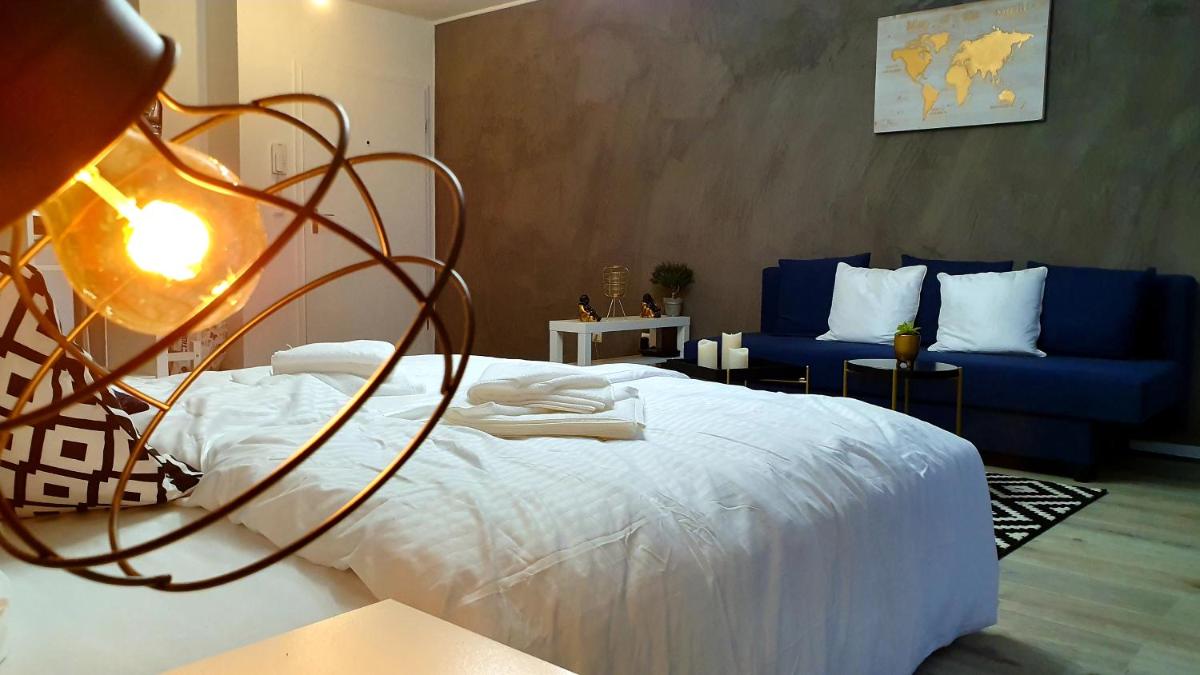 ☆WOW! Stylish Studio in Centre Near University☆ - Housity