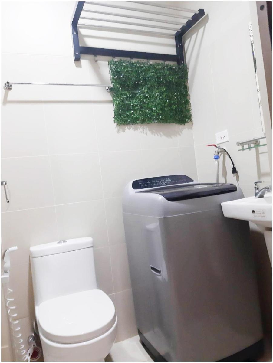 Iona Reign's Vacation Unit at FAME Residences - Housity