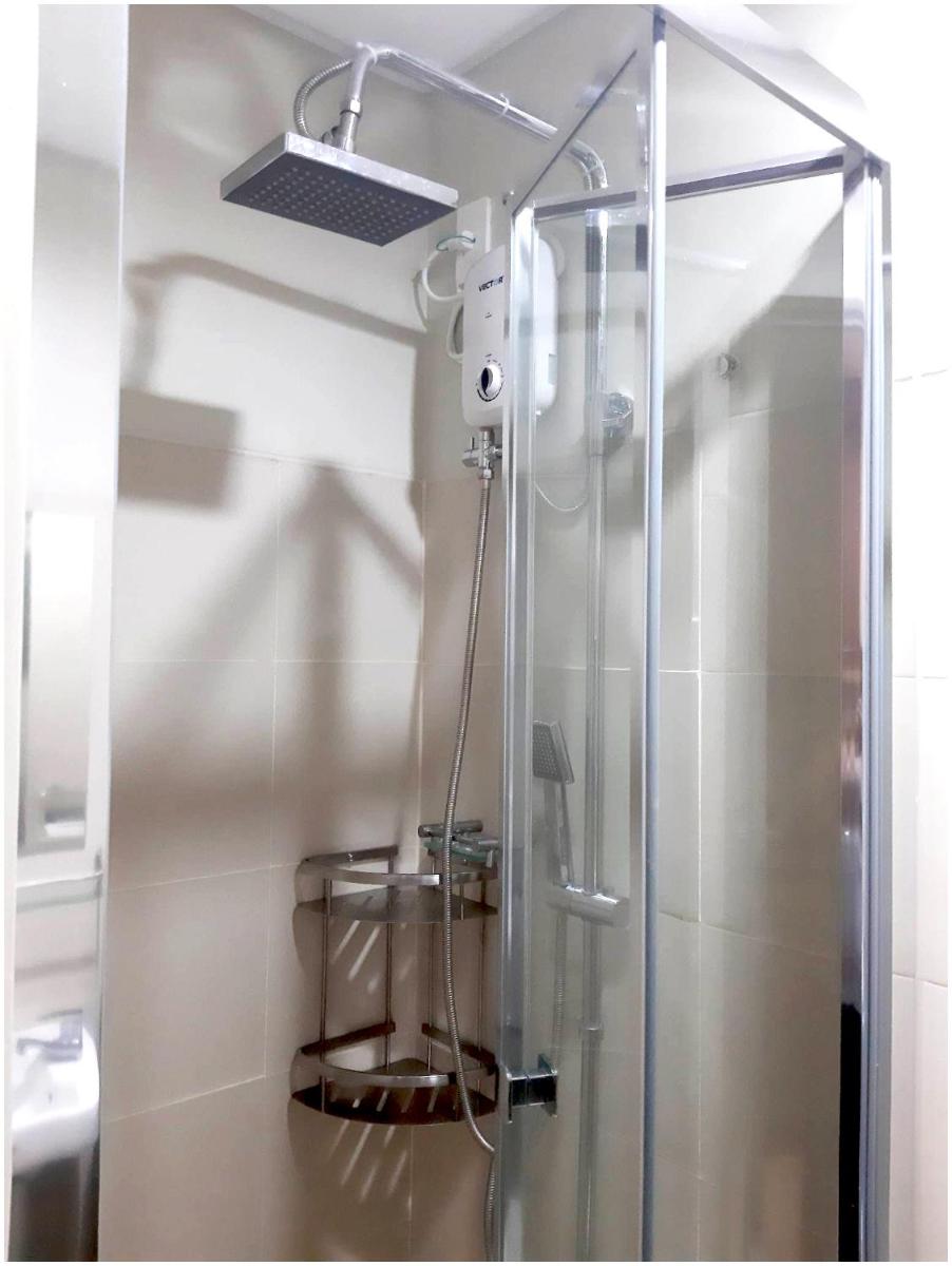 Suitetrails - Iona Reign's Vacation Unit at FAME Residences