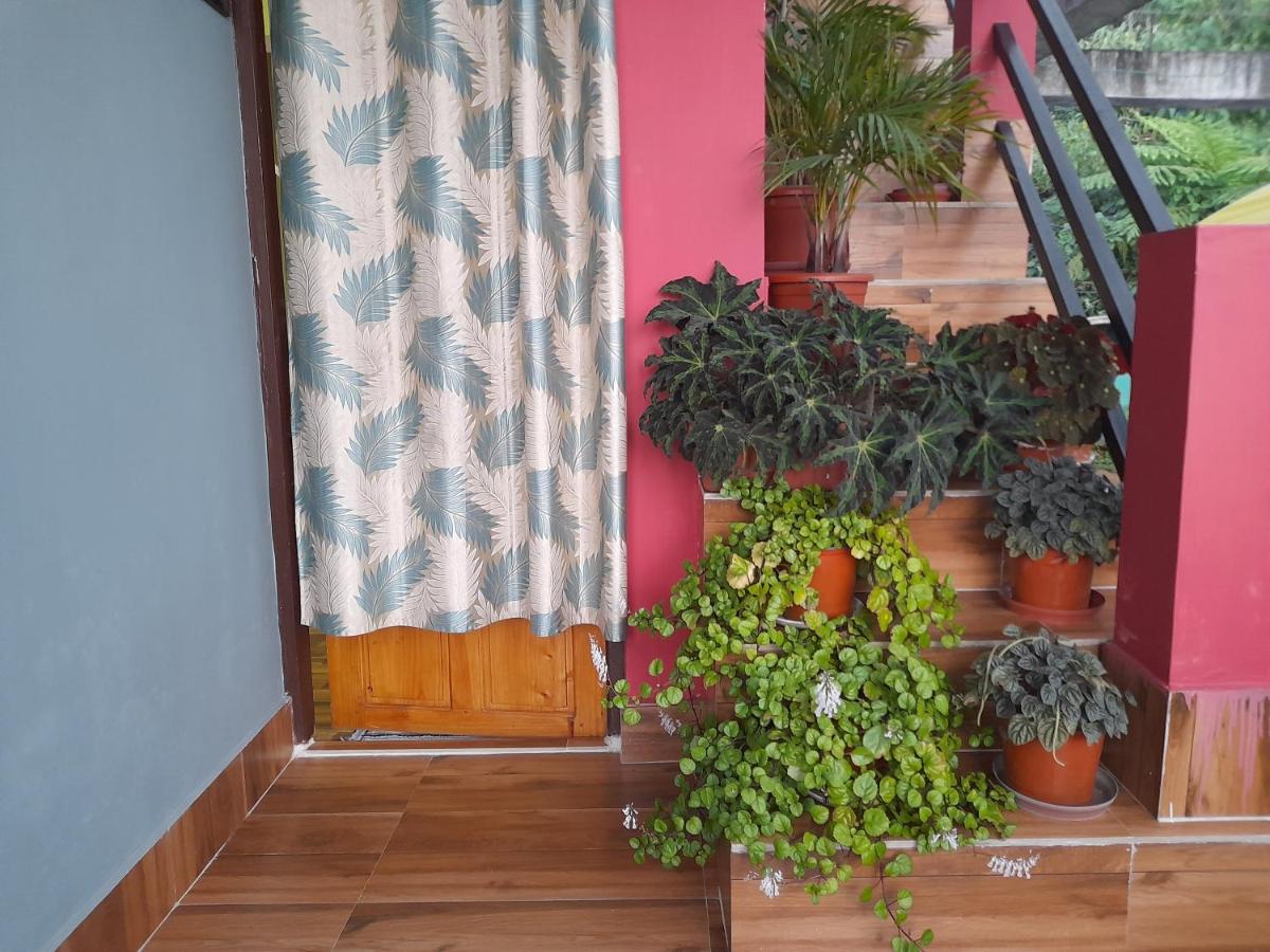 Pahar E Satyajit Homestay Ramdhura - Housity