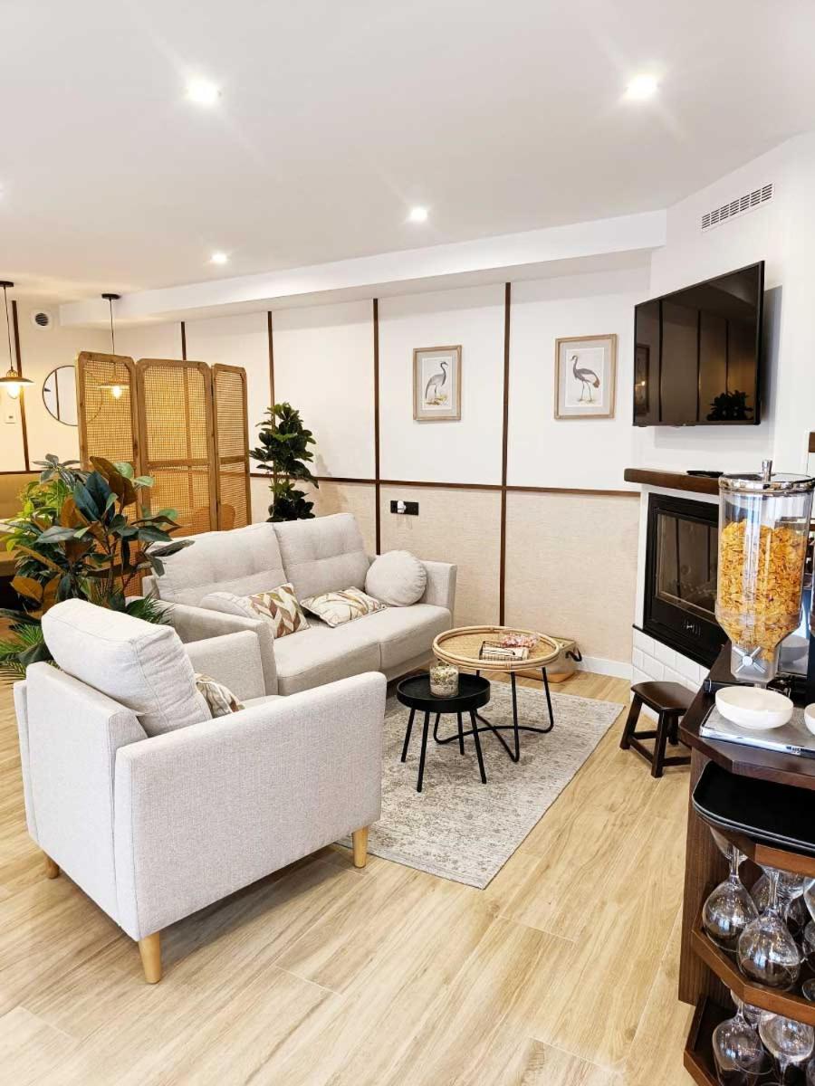 O Relax do Río - Casa Molino Boutique, con Jardín y Desayuno en Muxía - Housity