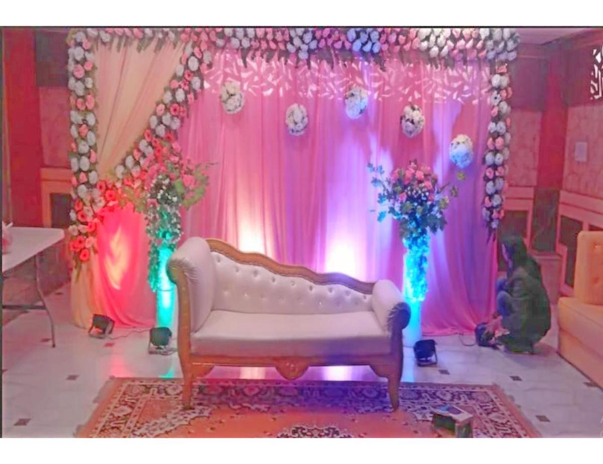 Hotel Galaxy Grand, Lucknow - Housity