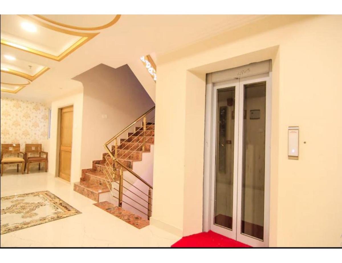 Hotel Galaxy Grand, Lucknow - Housity
