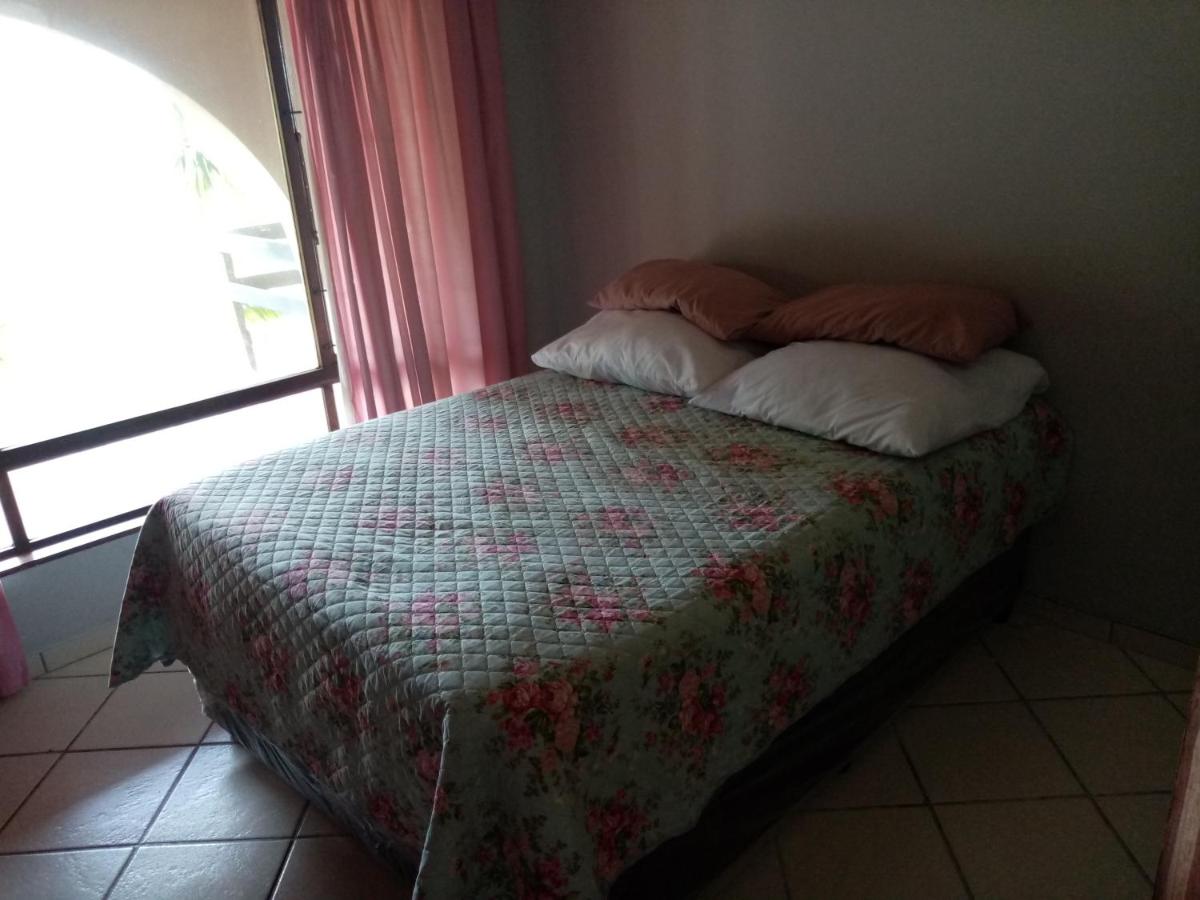 Ezrom bright - Housity