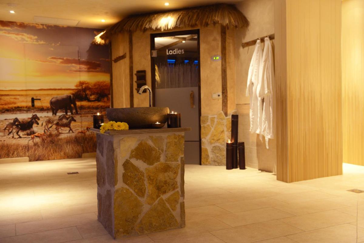 Zona de estar de Lindner Hotel Mallorca Portals Nous, part of JdV by Hyatt