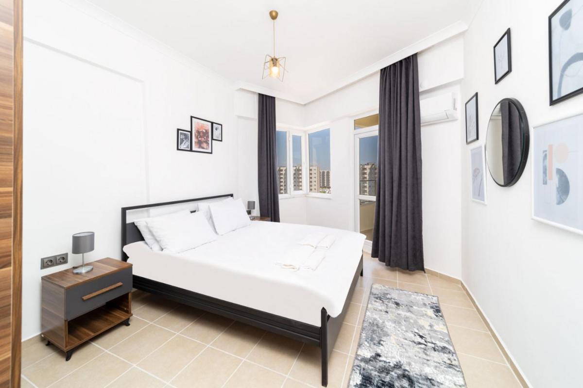 Sea View Flat Near Lara Beach in Kundu Aksu - Housity