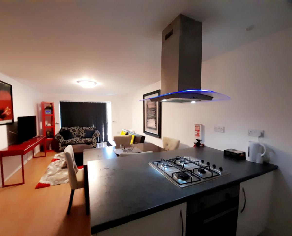 Docklands 2 bedroom 2 Bath - Housity