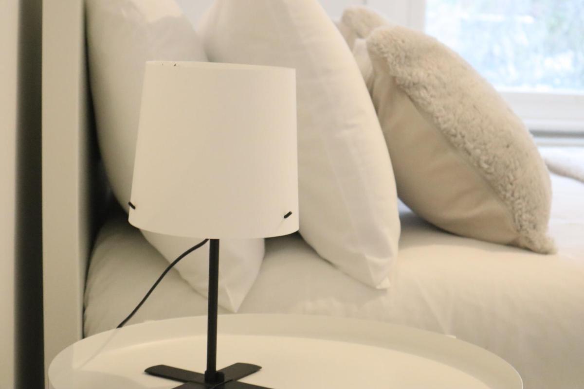 Twelve Thirty Serviced Apartments - 2 Croydon - Housity