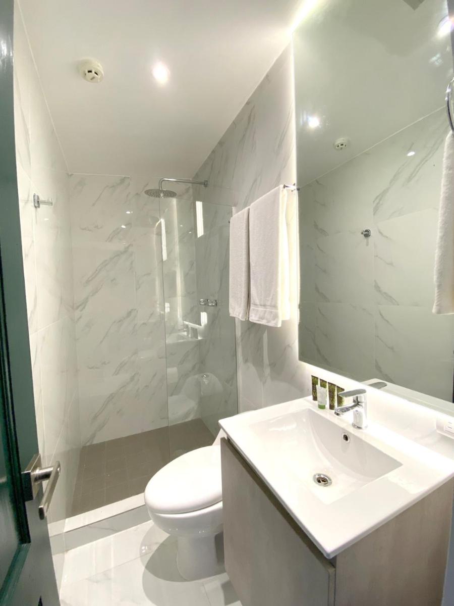 Suitetrails - AmazINN Places Casco Viejo private Rooftop and Jacuzzi