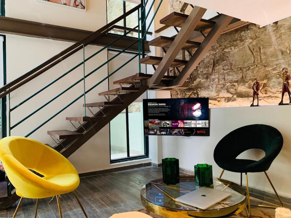 AmazINN Places Casco Viejo Duplex and Pool - Housity