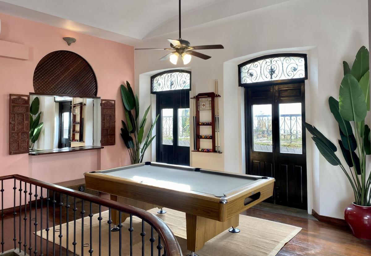 AmazINN Places Casco Viejo relaxing Views and Sound of the Sea - Housity