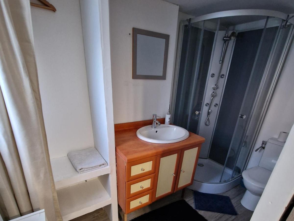 Studio Cerf quartier marais, jardin accessible, terrasse rez de chaussée - Housity