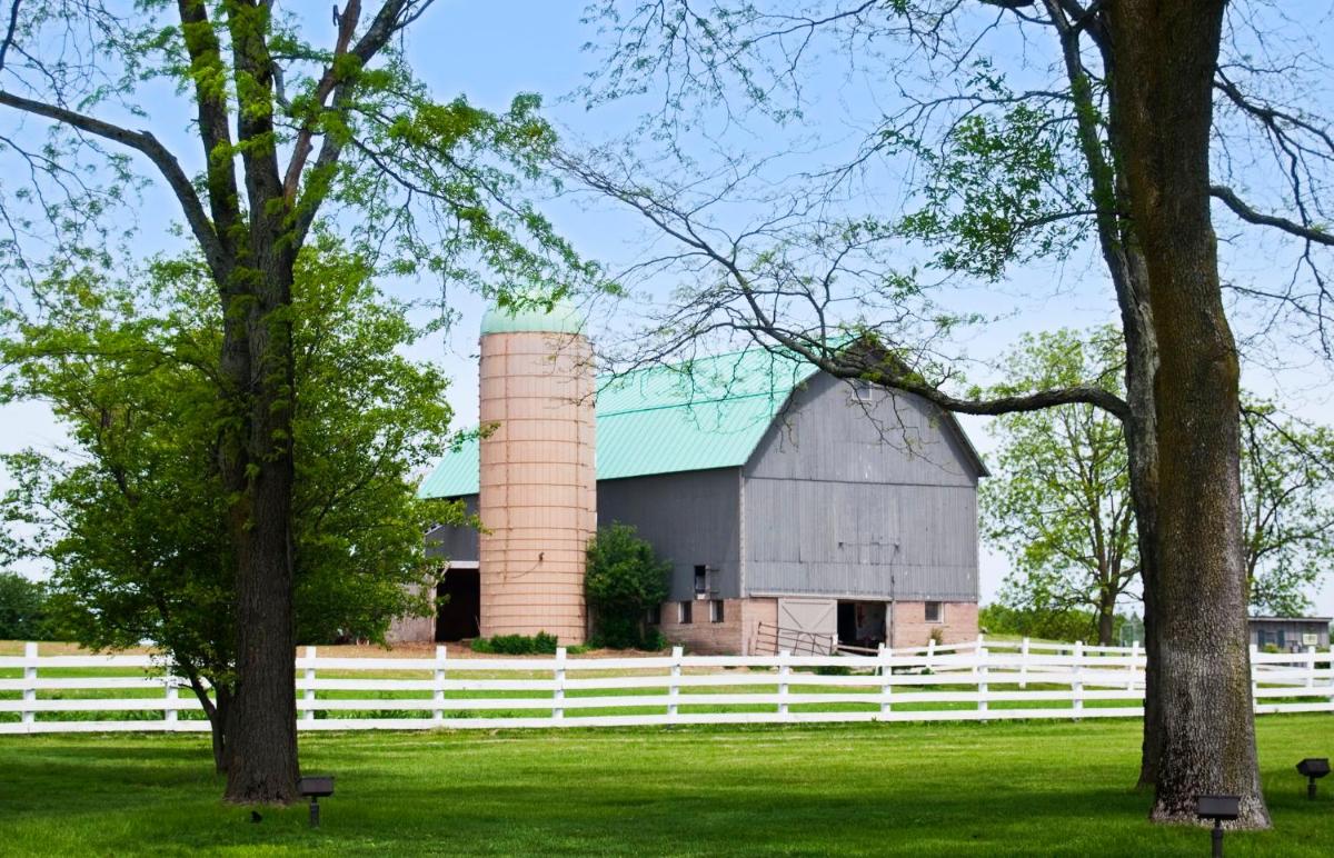 Holiday Inn Club Vacations at Lake Geneva Resort, an IHG Hotel - Housity