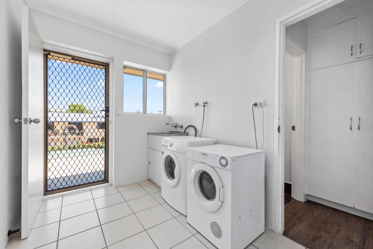 The Penthouse - Housity