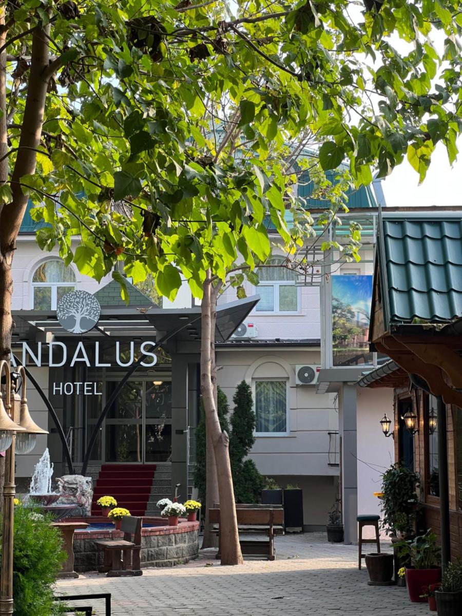 Hotel Andalus - Housity
