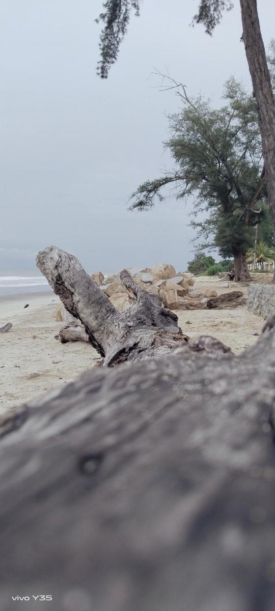 Kuantan GroundCrew Beachfront Homestay (D-7-3) - Housity