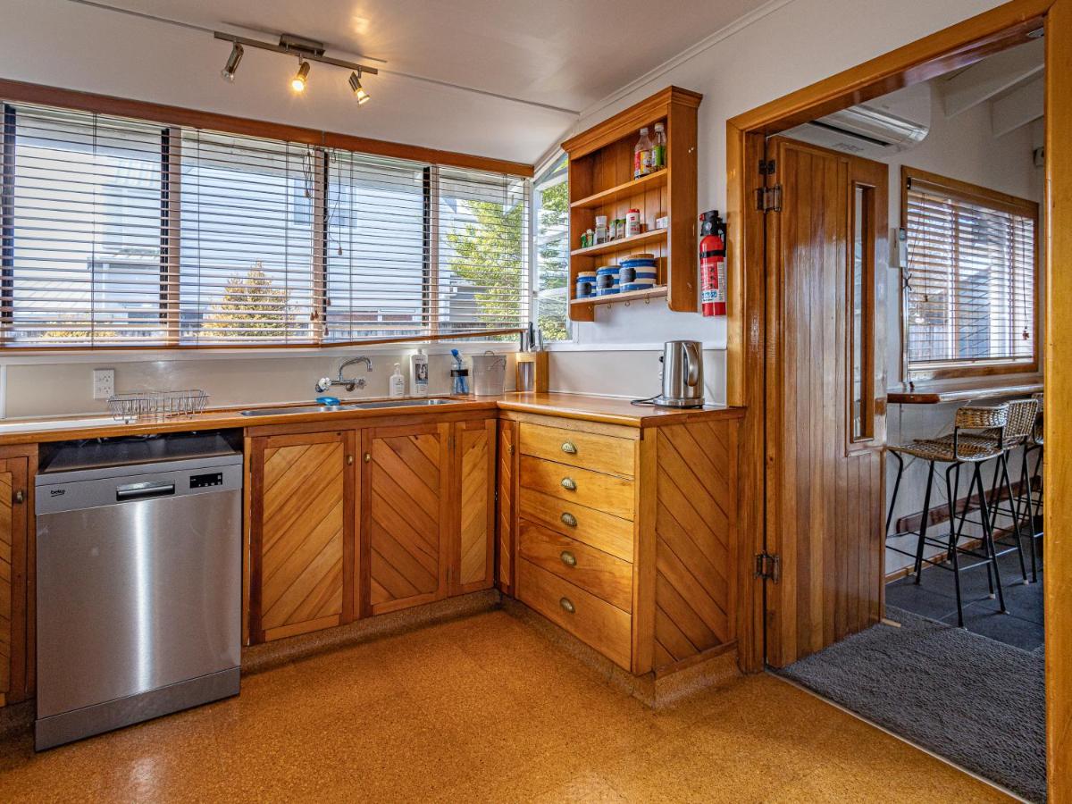 Ariki - National Park Holiday Home - Housity