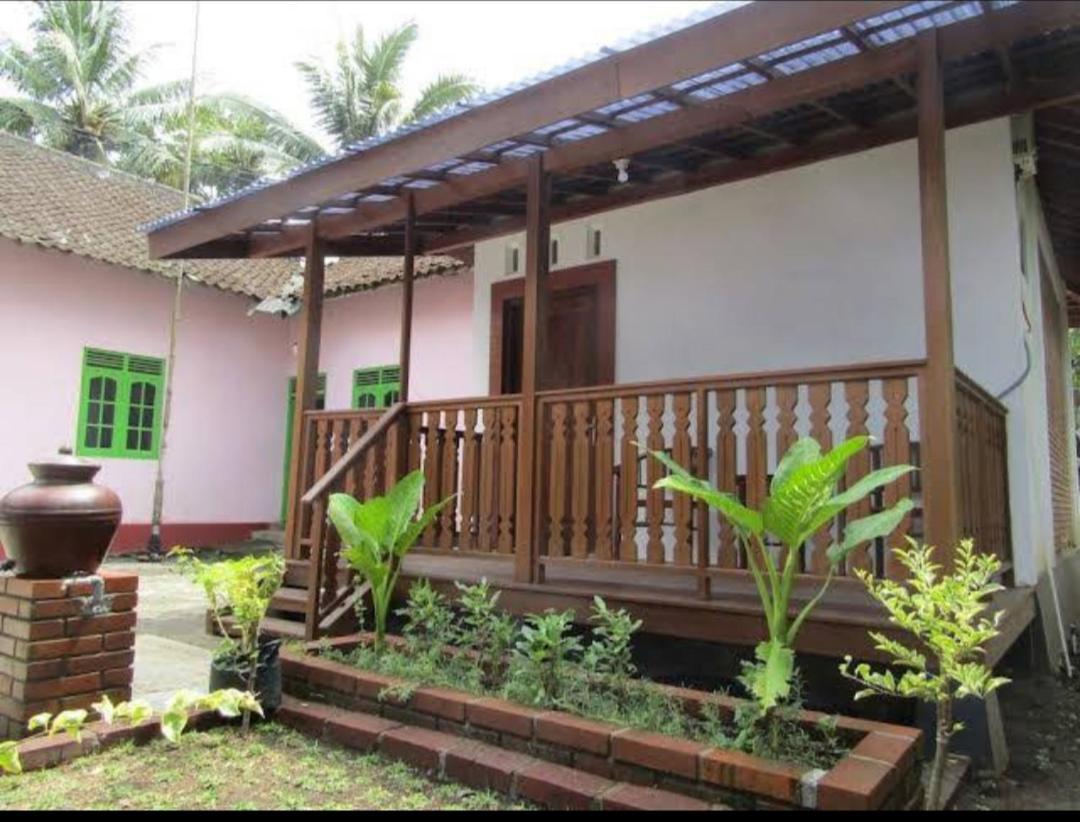 Suitetrails - Griya Sukatno