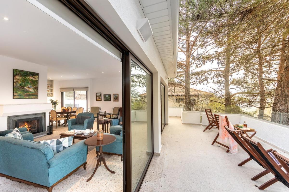 Platres Forty Pine Trees Cottage - Housity