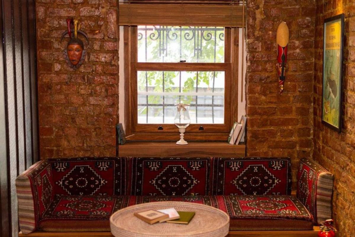 Stylish Home with a Book Collection in Sisli - Housity