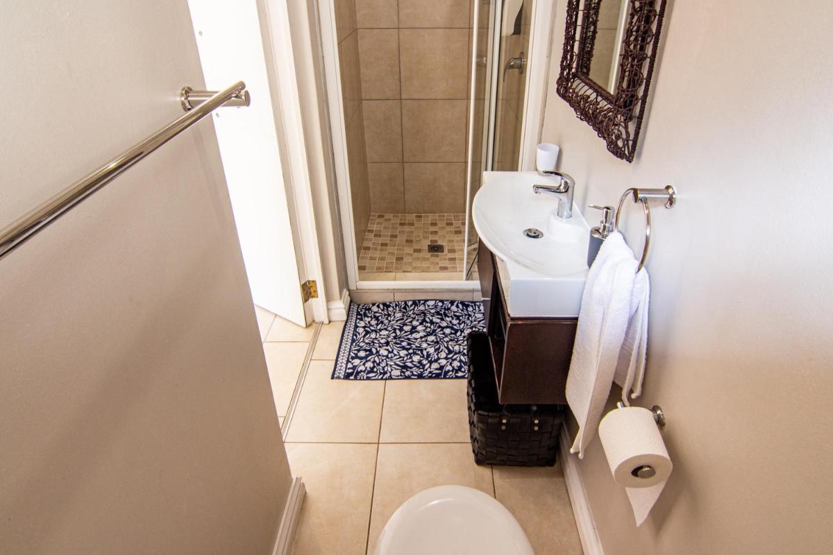 25A Oyster - Housity