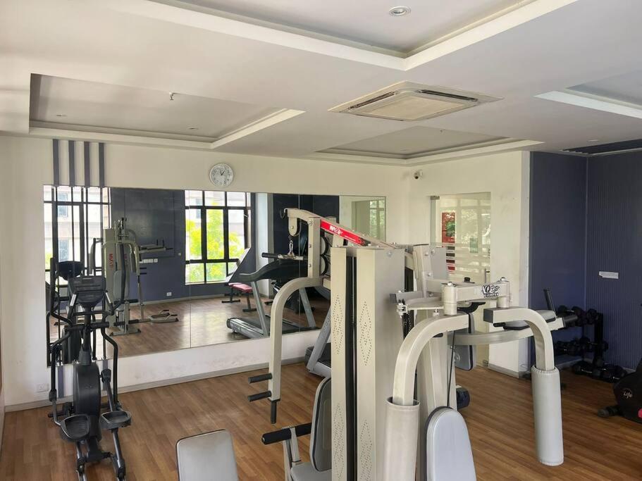 Lovely 3-bedroom Condo- Bh06 - Housity