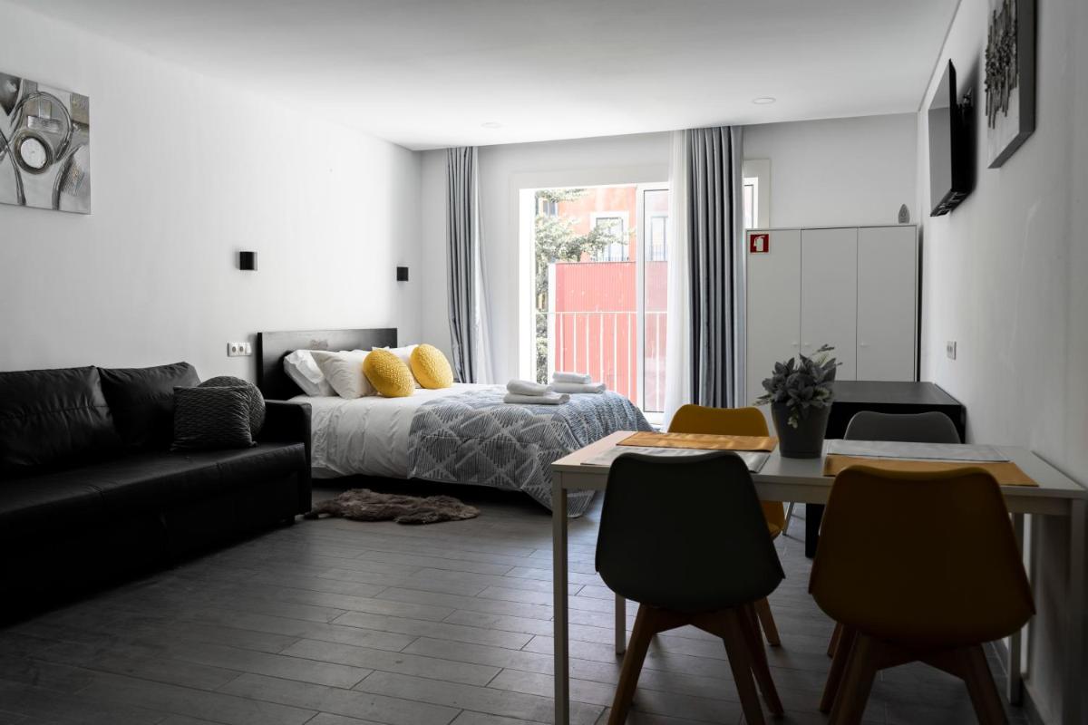 Suitetrails - Almada Downtown 303