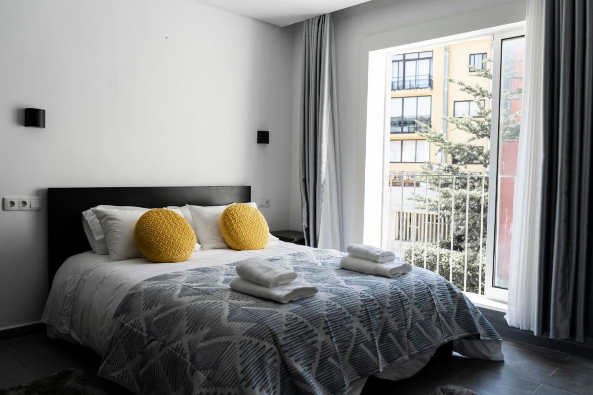 Suitetrails - Almada Downtown 303