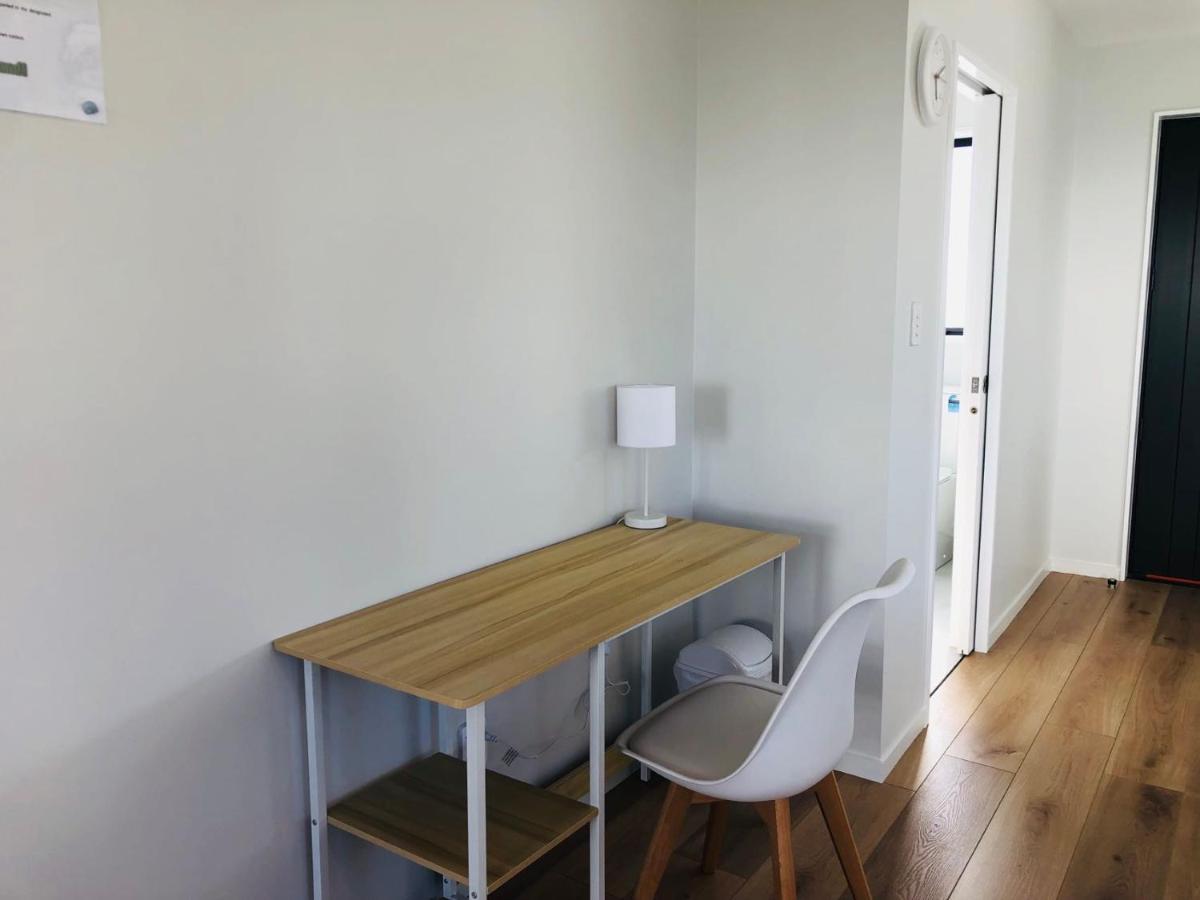 Modern & Luxurious Home 3 - Housity