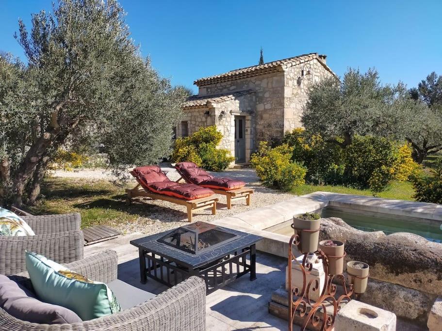 Le Mazet des Baux de Provence - Housity