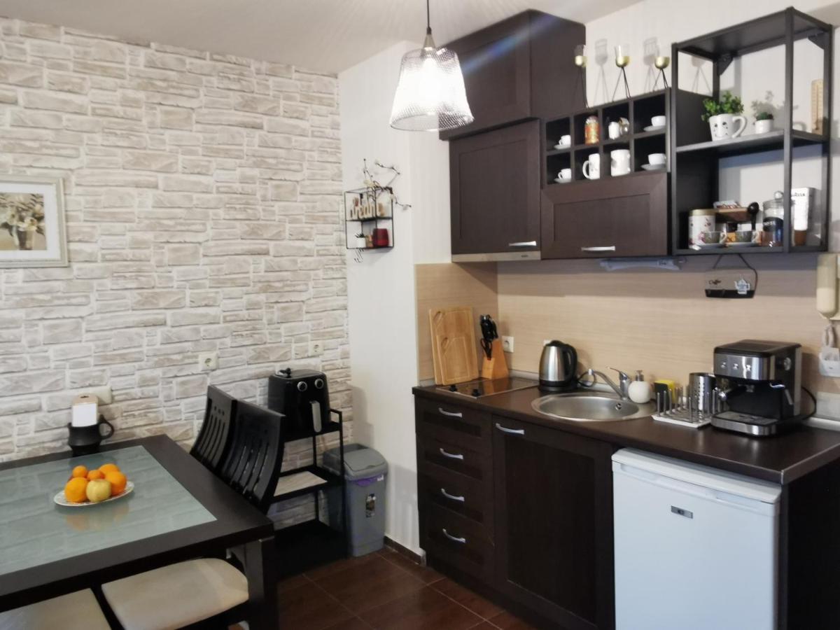 Студио 836 - Housity
