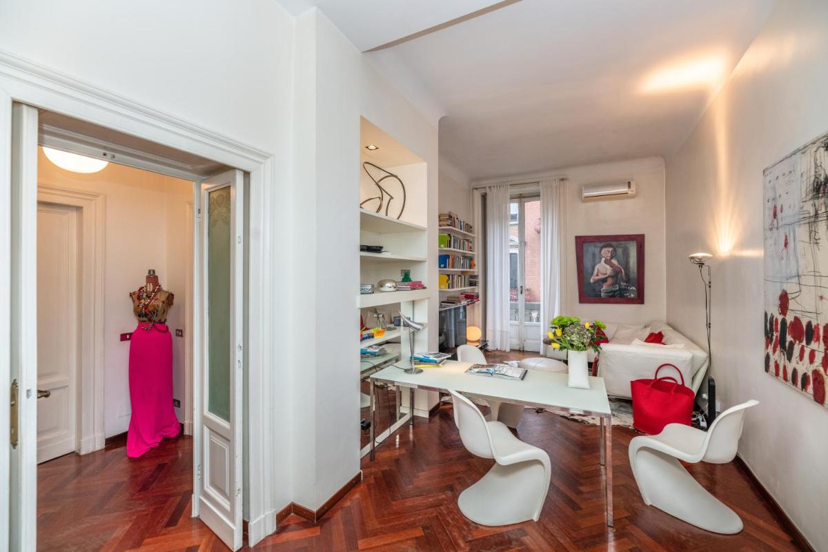 Very central in Cadorna station area! Excellent if you arrive from Malpensa Airport - Housity