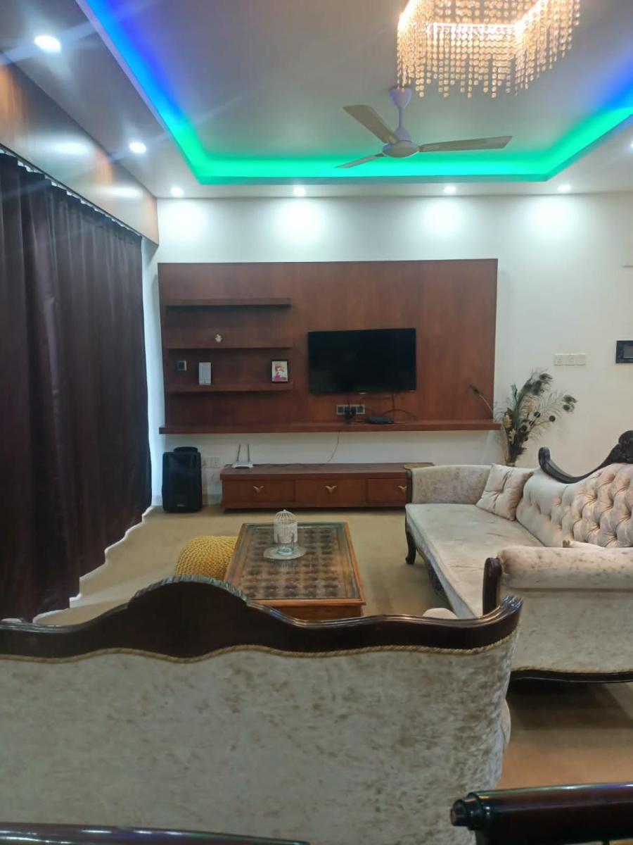 Royal Suites - 3 BHK - Housity