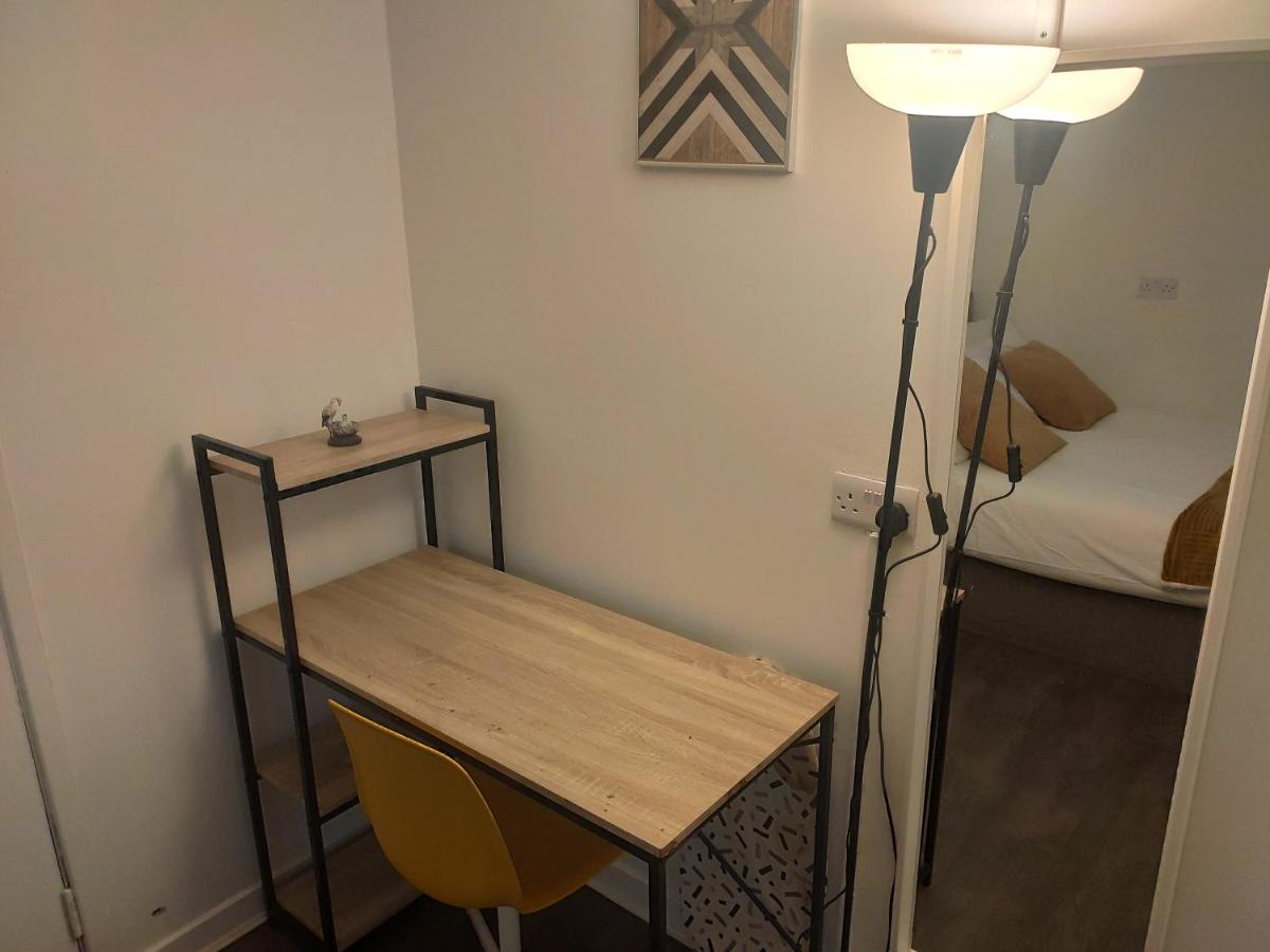 Cosy & Convenient 1 Bed Studio in the Inner-City - Housity
