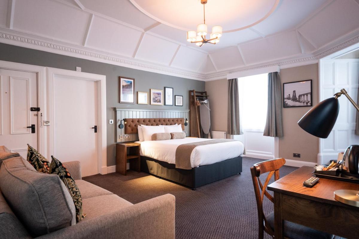 The Hawes Inn by Innkeeper's Collection - Housity