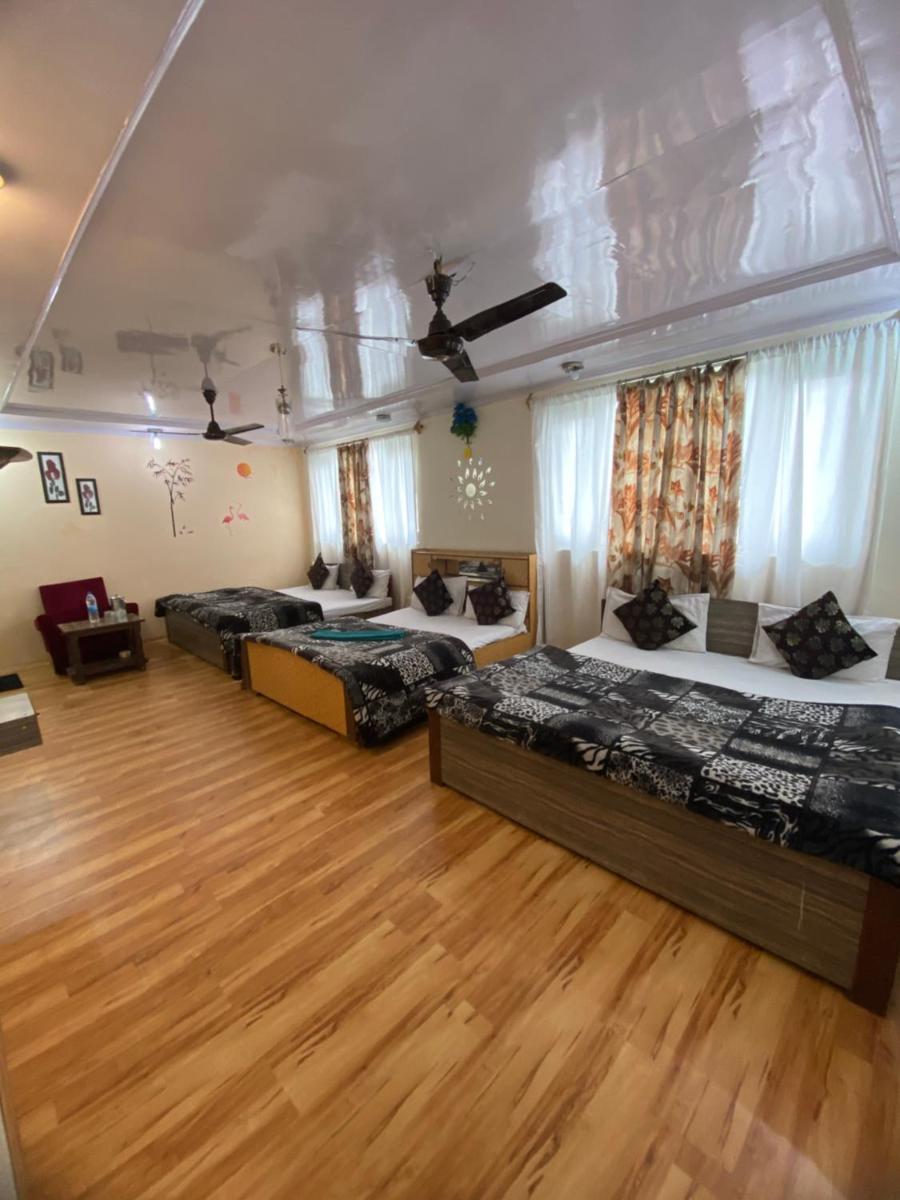Suitetrails - Hotel Young Mamta