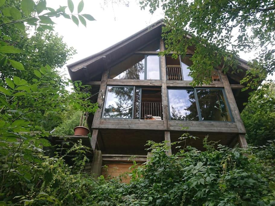 Mountain Lodge Azzy, surrounded by Ultimate Peace! - Housity