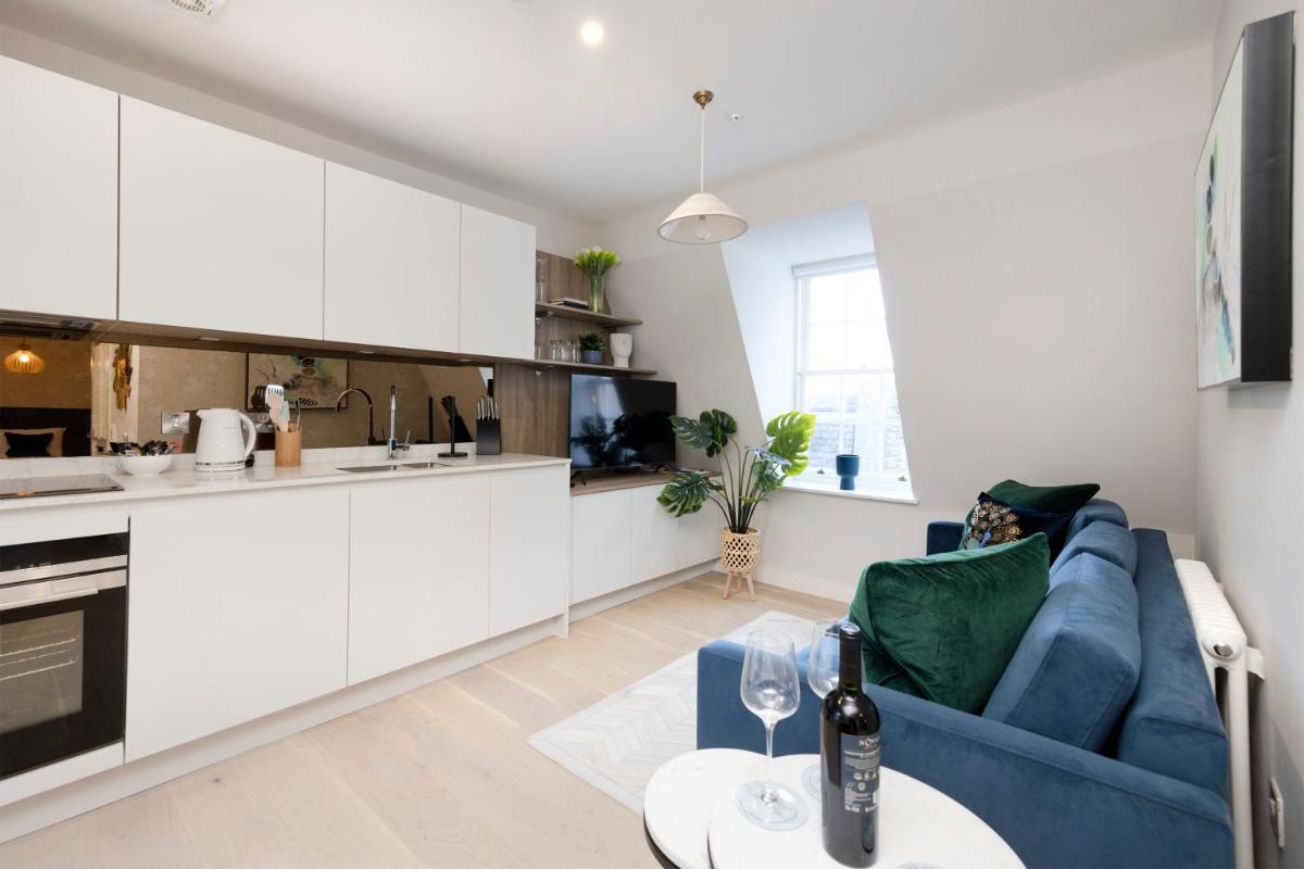 JOIVY Rose South Studio Apartments - Housity