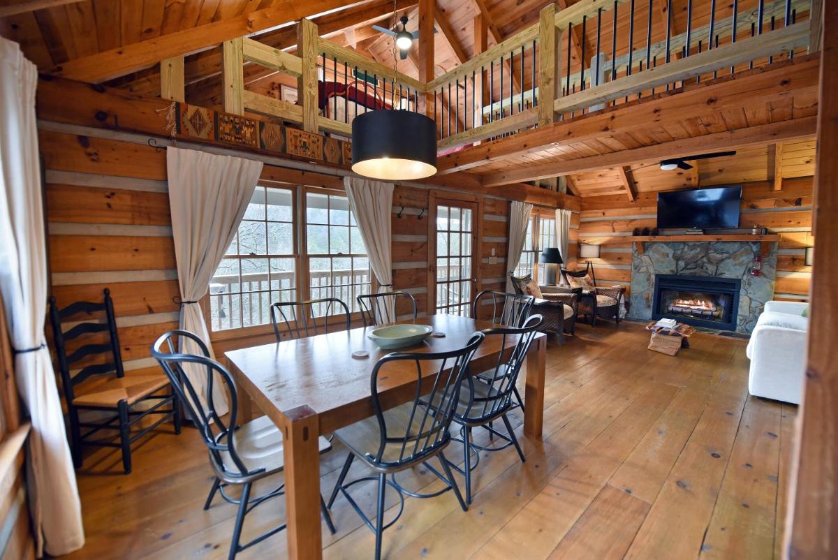 The Mayfly Cabin - Fightingtown creek, fly fishing, mountain view, fire pit, pet friendly getaway! - Housity