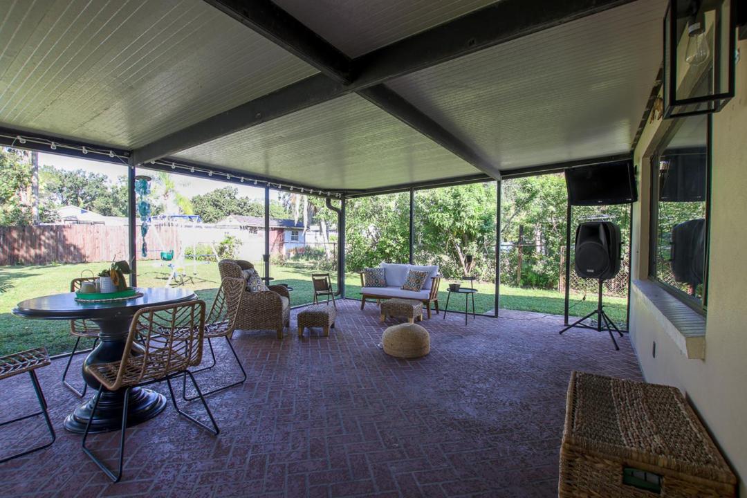 Blue Door Casita - Kid friendly near Zoo, DT & BG - Housity