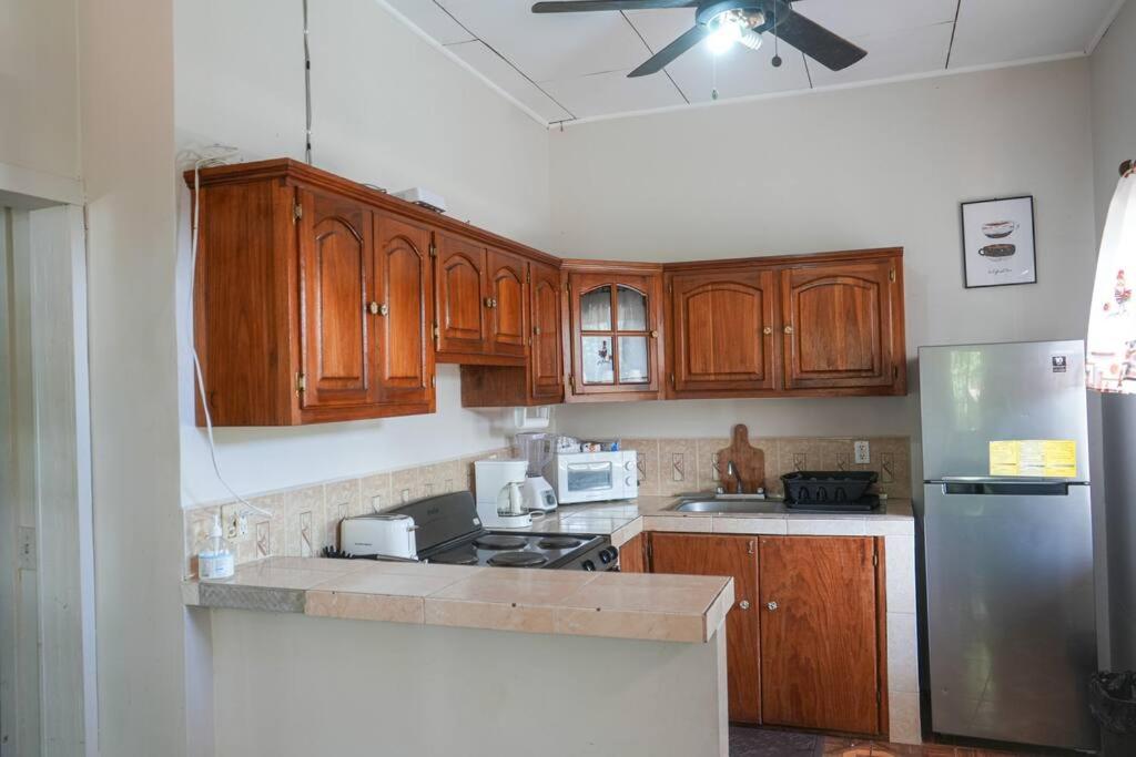 Apartemento Familiar en Roatan - Bella Vista - Housity