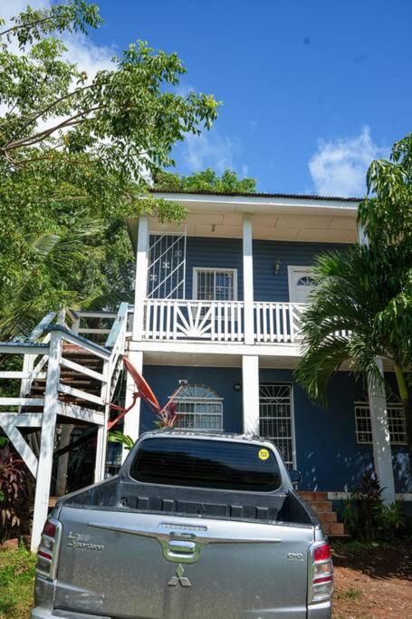 Apartemento Familiar en Roatan - Bella Vista - Housity