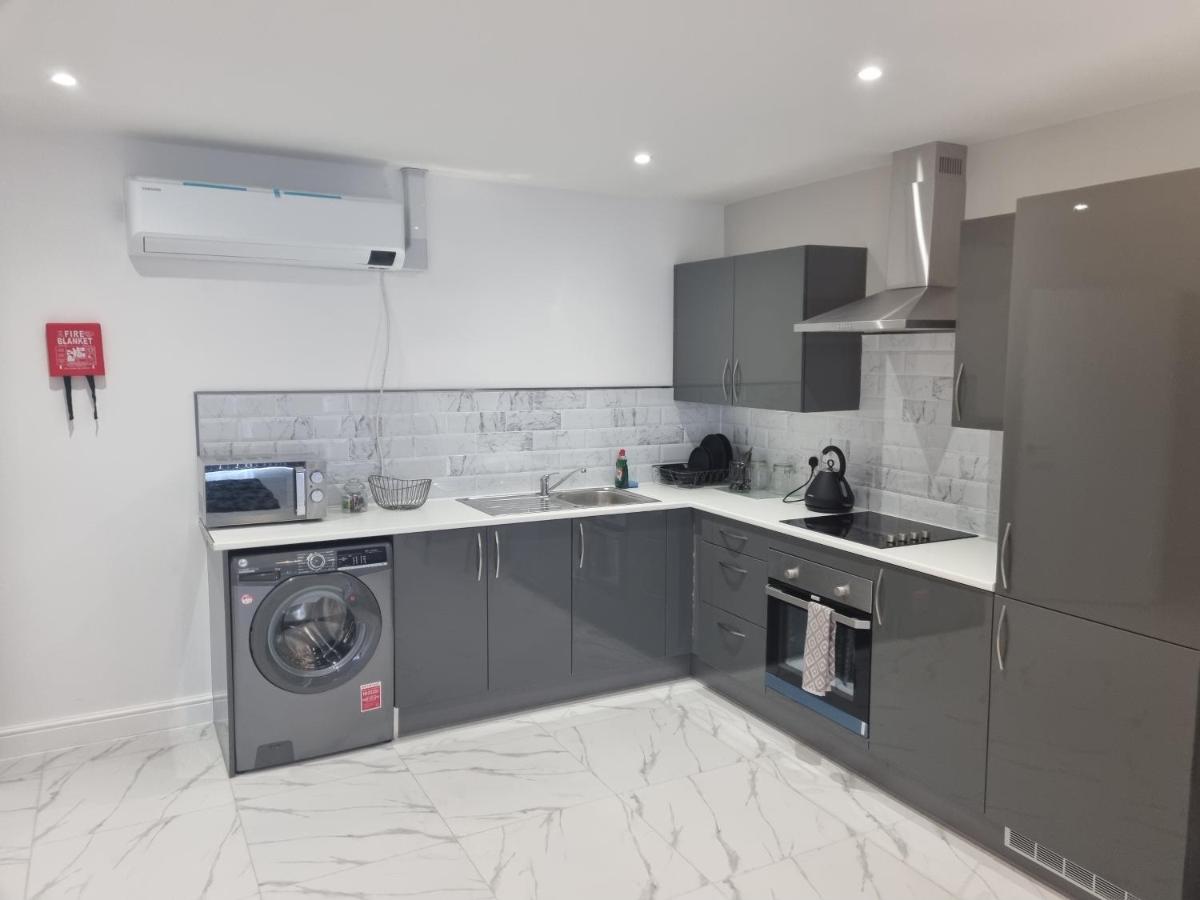 MNA Superior Apartments - Housity